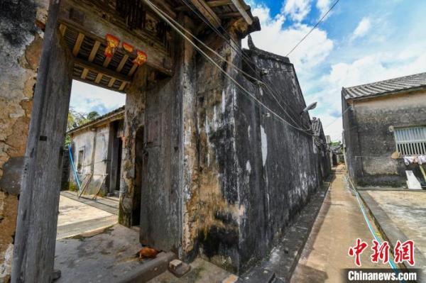 图为中国传统村落海口市林市村陈家大院。　骆云飞 摄