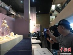 <b>华文媒体结束甘肃采风 冀向世界讲述中国发展故事</b>